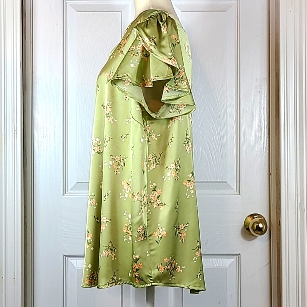 Perch Satin Floral Blouse - Picture 6 of 11
